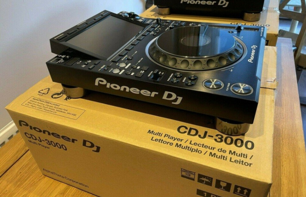 Pioneer CDJ-3000, Pioneer DJ DJM-A9, AlphaTheta Euphonia , Pioneer CDJ-2000NXS2, Pioneer DJM-900NXS2, Pioneer DJ DJM-V10
